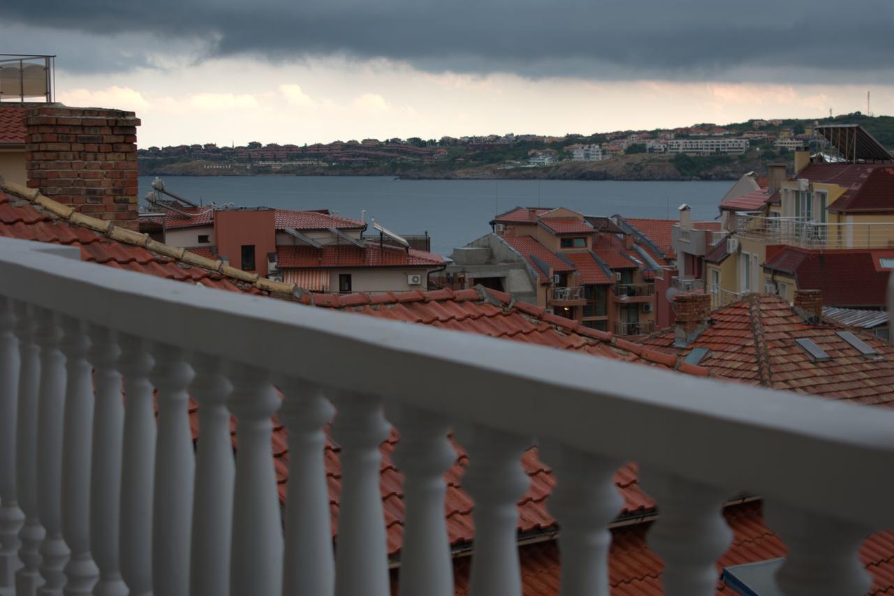 Exotic Guest House Sozopol Bagian luar foto