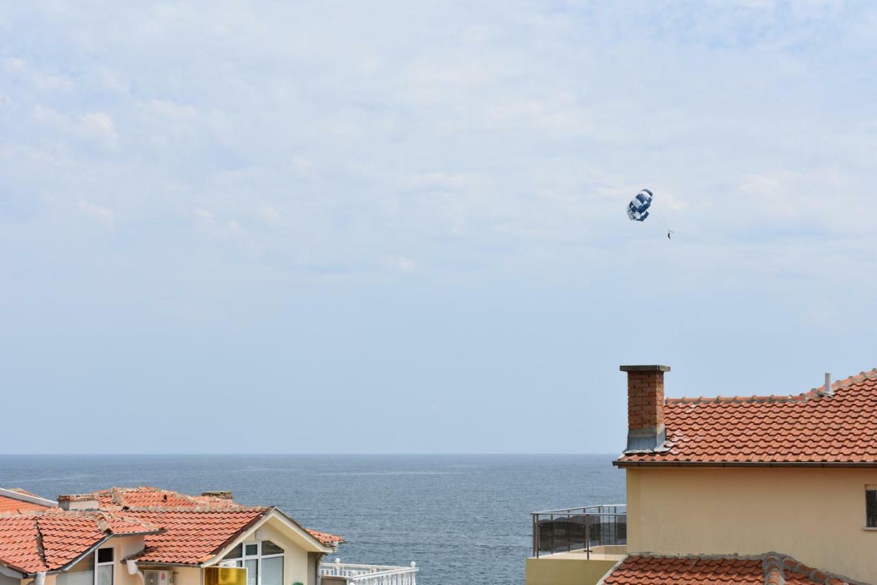 Exotic Guest House Sozopol Bagian luar foto