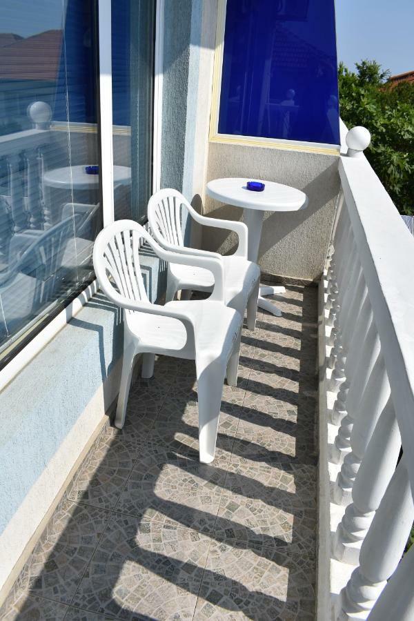 Exotic Guest House Sozopol Bagian luar foto