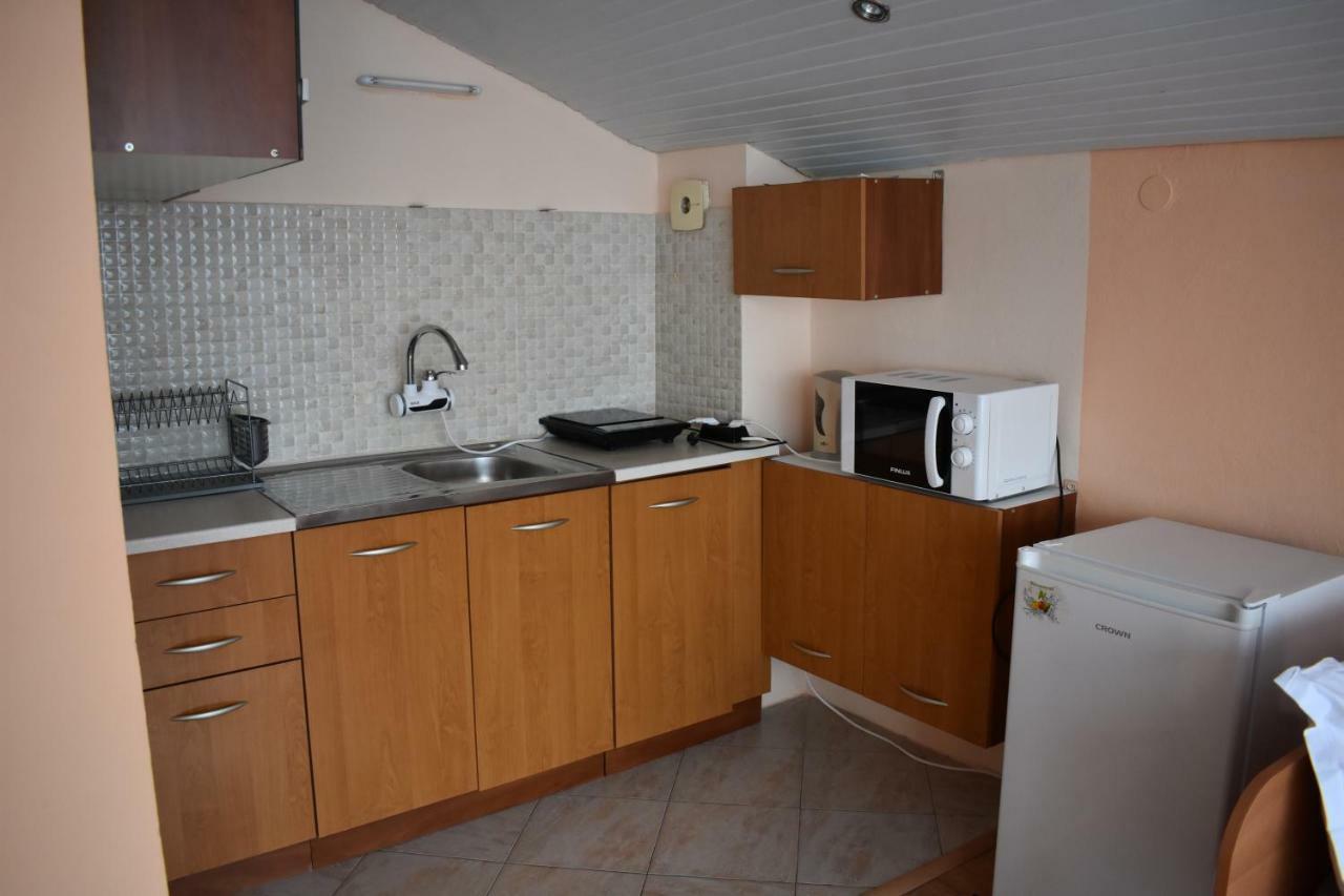 Exotic Guest House Sozopol Bagian luar foto