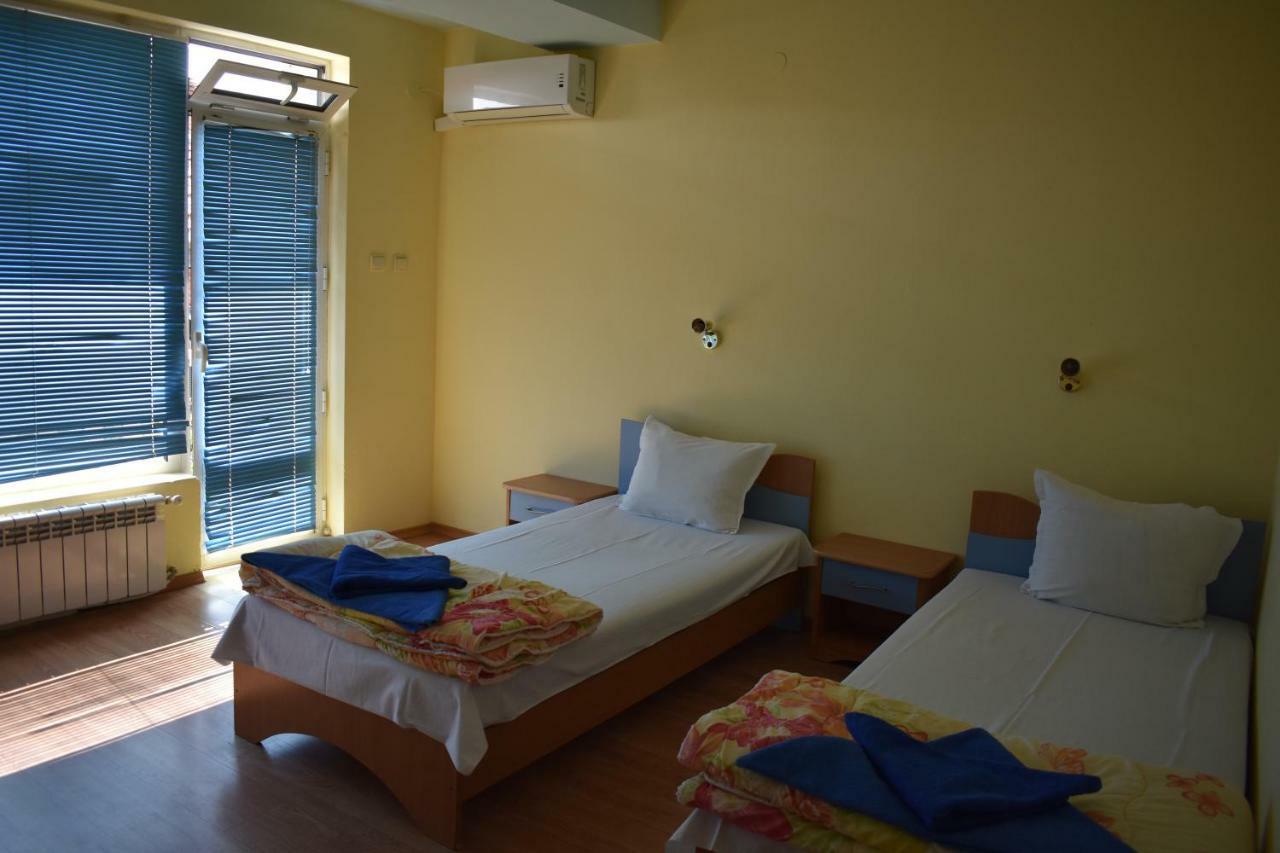 Exotic Guest House Sozopol Bagian luar foto