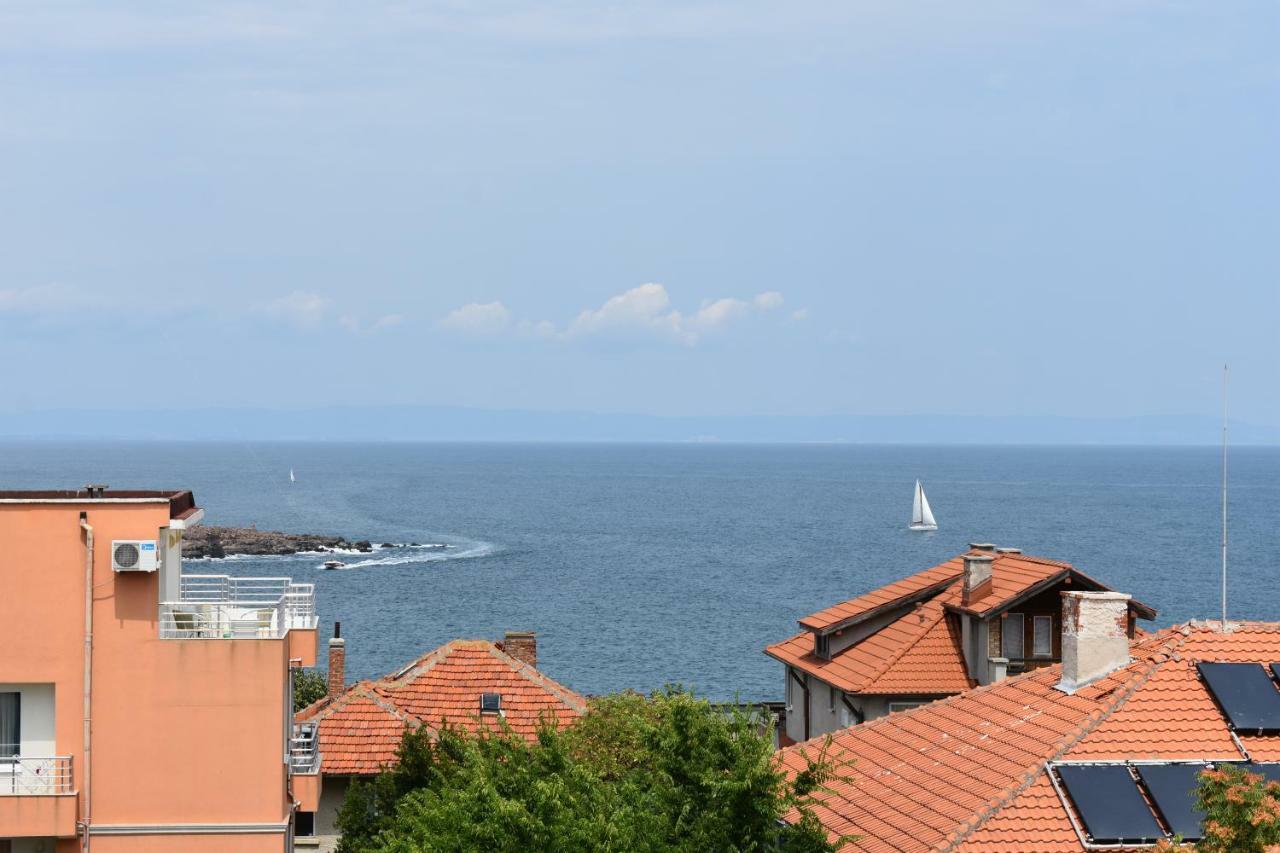 Exotic Guest House Sozopol Bagian luar foto