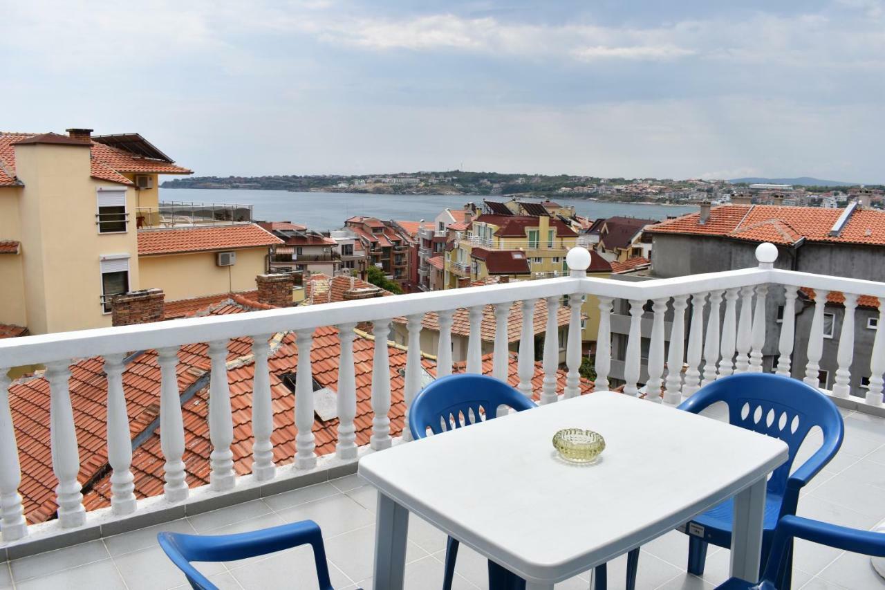 Exotic Guest House Sozopol Bagian luar foto